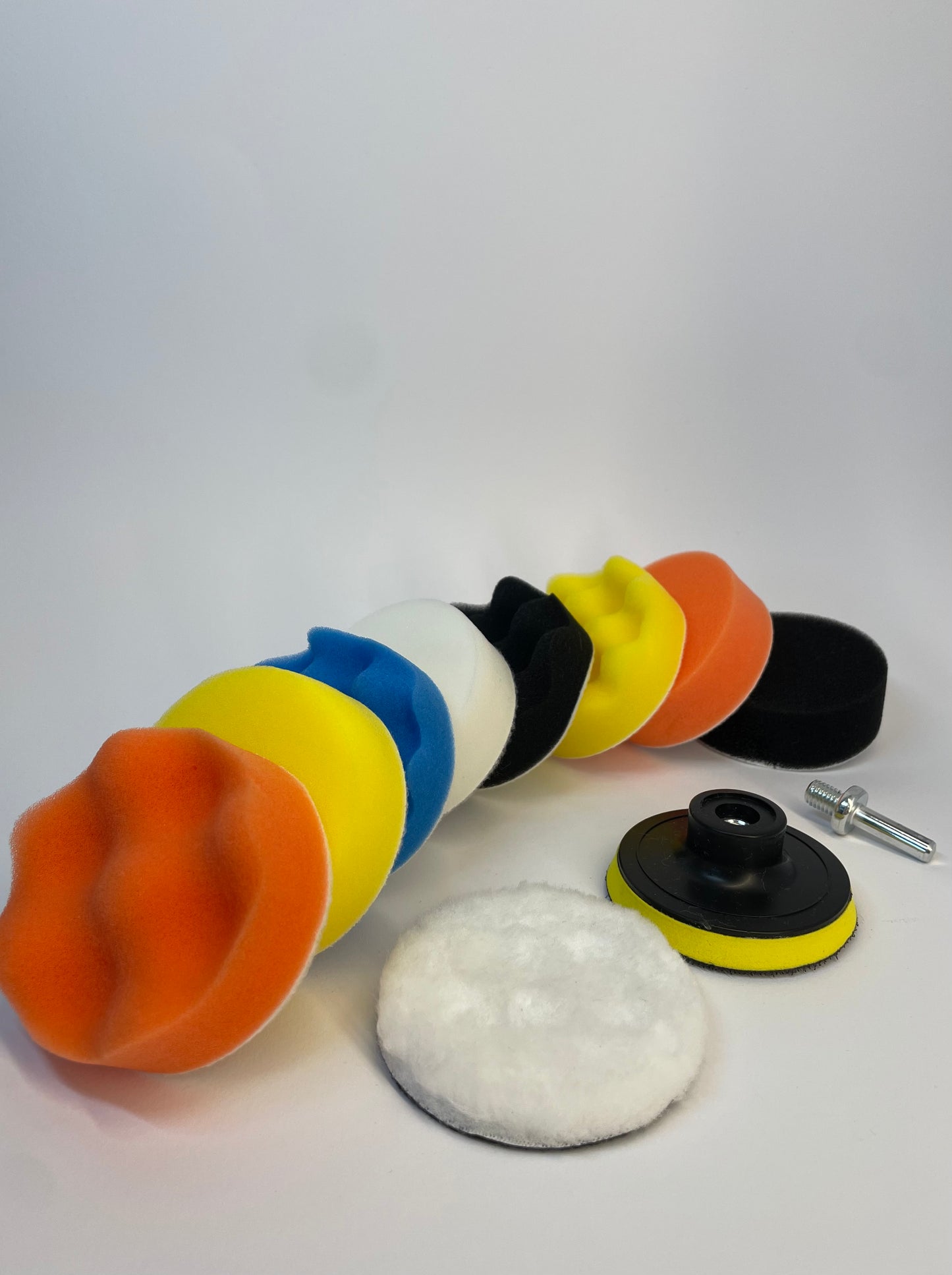 Polieraufsatz für Akkuschrauber + Polierpads – Glanzvolle Ergebnisse leicht gemacht