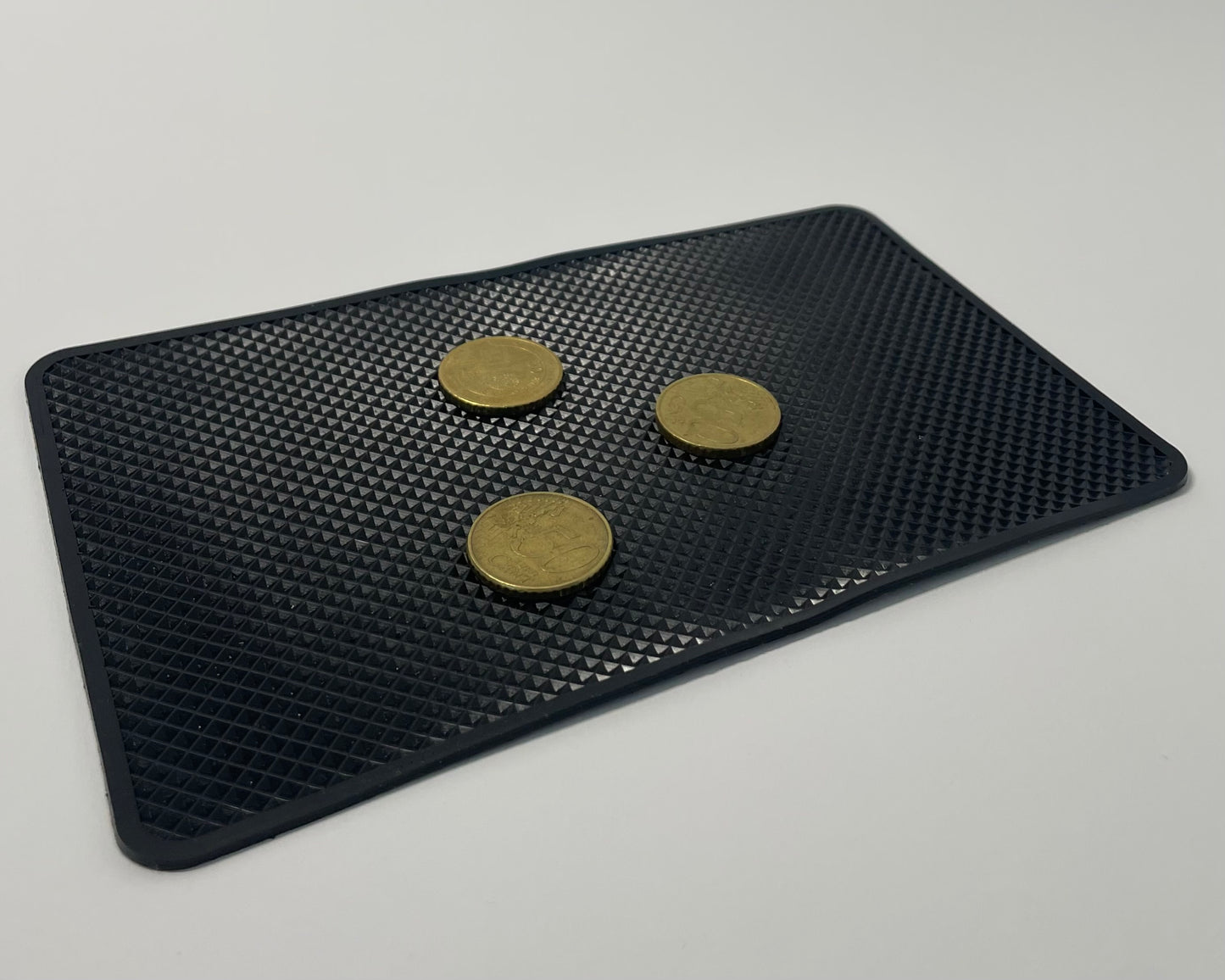 Premium Anti-Rutsch-Matte für das Armaturenbrett – Sicherer Halt und maximale Funktionalität